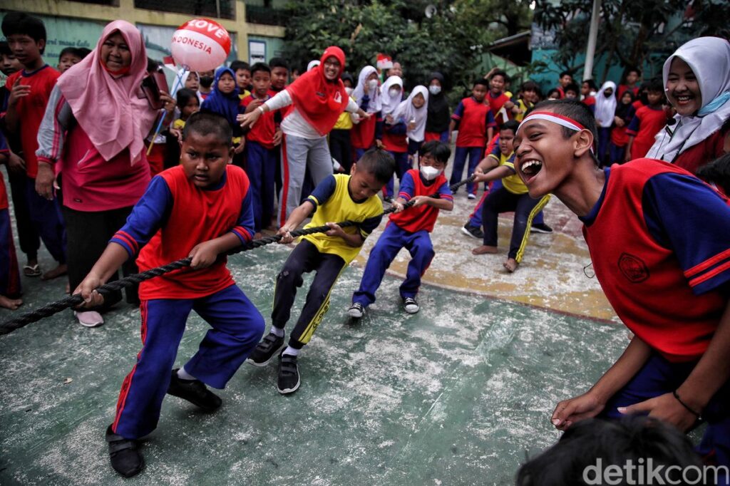 Filosofi Dan Makna Di Balik Lomba Tarik Tambang Tradisional