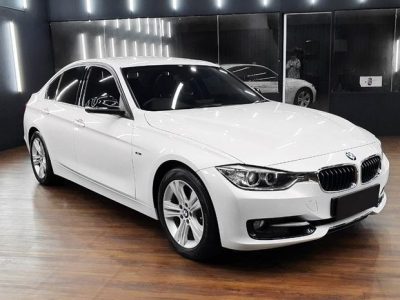 BMW F30