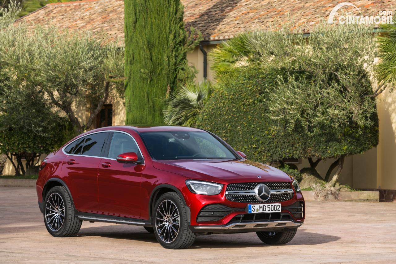 Mercedes-Benz GLC Desain Berkelas, Performa Bertenaga