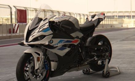 BMW S1000RR Motor Sport Yang Siap Taklukkan Sirkuit