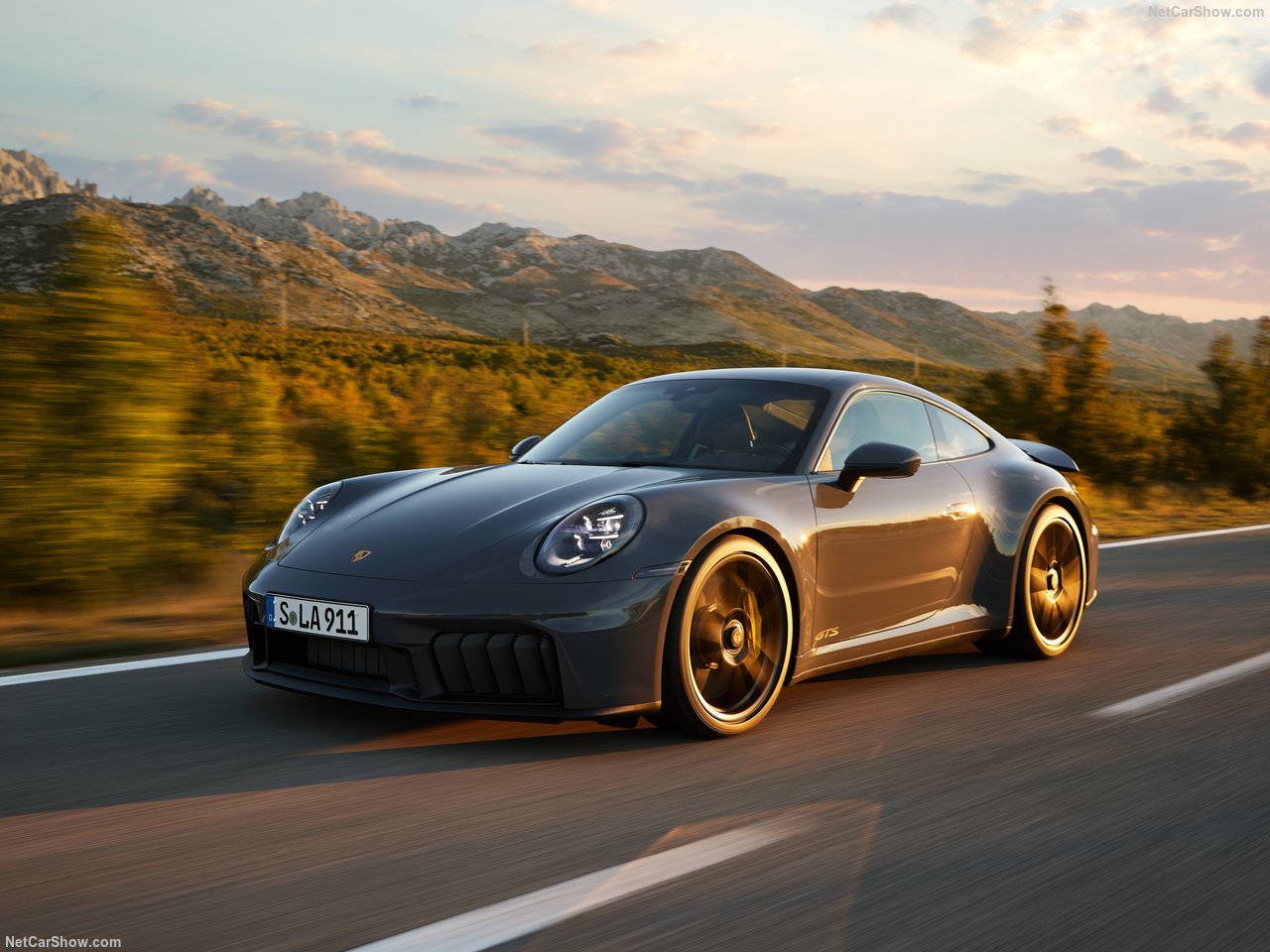 Porsche 911 Carrera Selalu Jadi Impian Pecinta Mobil Sport