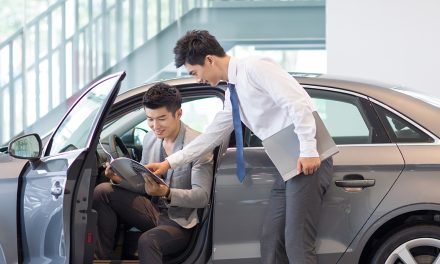 Beli Mobil Bekas, Simak Tips Ini Agar Tidak Salah Pilih