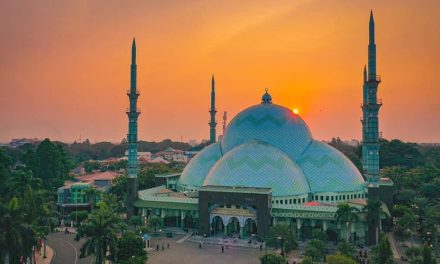 Masjid Raya Ikon Keislaman Dan Kebanggaan Kota Tangerang