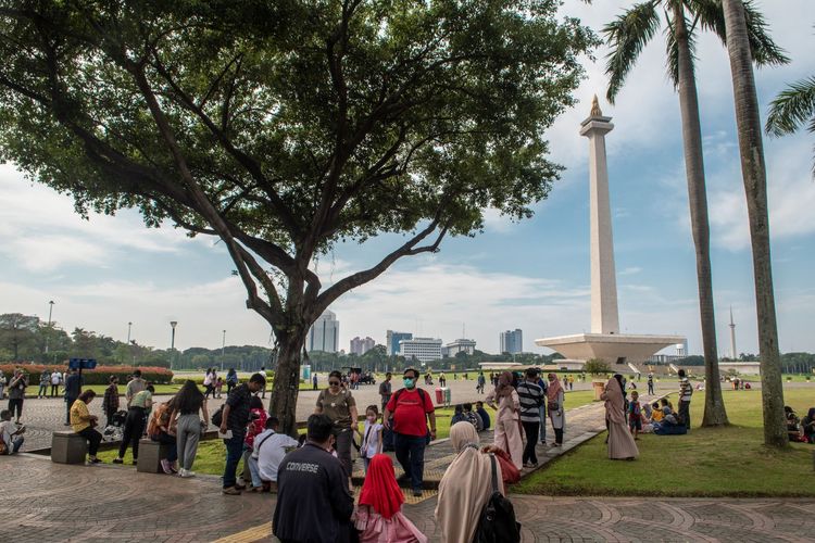 4 Aktivitas Monas Gratis, Pagi Hingga Malam, Di Jamin Seru!