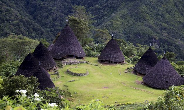 Desa Wae Rebo, Permata Tersembunyi di Pegunungan Flores
