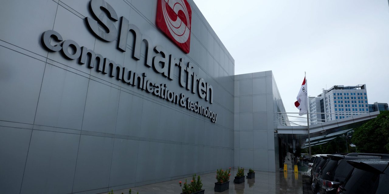 Perusahaan Smartfren Dari Operator Lokal Ke Pemain Nasional