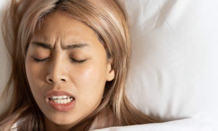 Bruxism Kebiasaan Sepele, Tapi Bisa Buat Mulut Jadi Rusak!