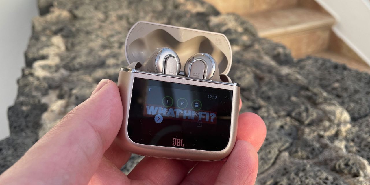 JBL Tour Pro3 Earbuds Premium Dengan Audio Yang Luar Biasa