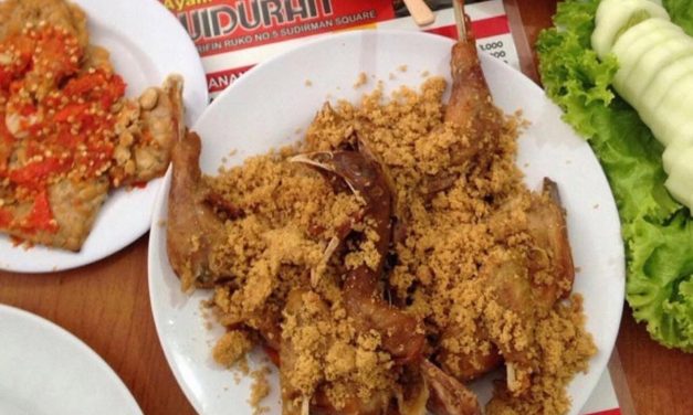 Primadona Ayam Goreng Halal Solo, Ada Yang Sejak 1968