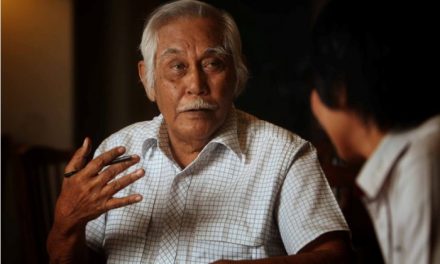 Bob Sadino Tokoh Bisnis Indonesia, Mari Kenali Profilnya