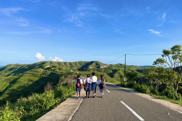 Menjelajahi Keindahan Tanarara, Jalan Terindah di Sumba