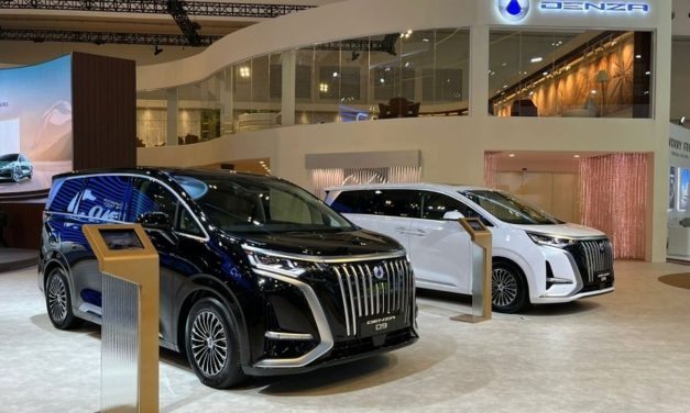 Mobil Denza D9 Salip Dominasi Toyota Alphard, Simak Ulasannya!